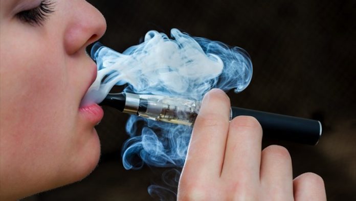 Los cigarrillos electrónicos pueden causar envenenamiento - Noticias -  Ministerio de Salud - Plataforma del Estado Peruano
